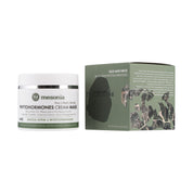 Mask with phytohormones, ceramides moisturizes, improves skin elasticity, antioxidant, shea oil, wheat germ, vitamins F and A, kelp extract, pomegranate, extracts of almonds, olives, flax, cucumber