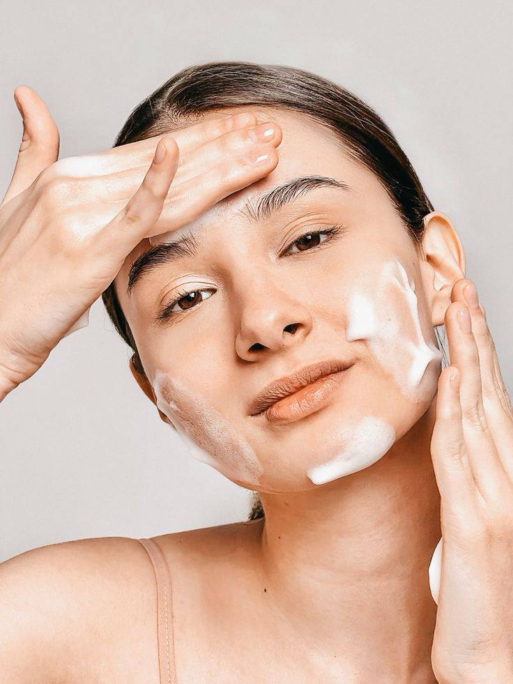 Мус чи гель: що краще очистить вашу шкіру