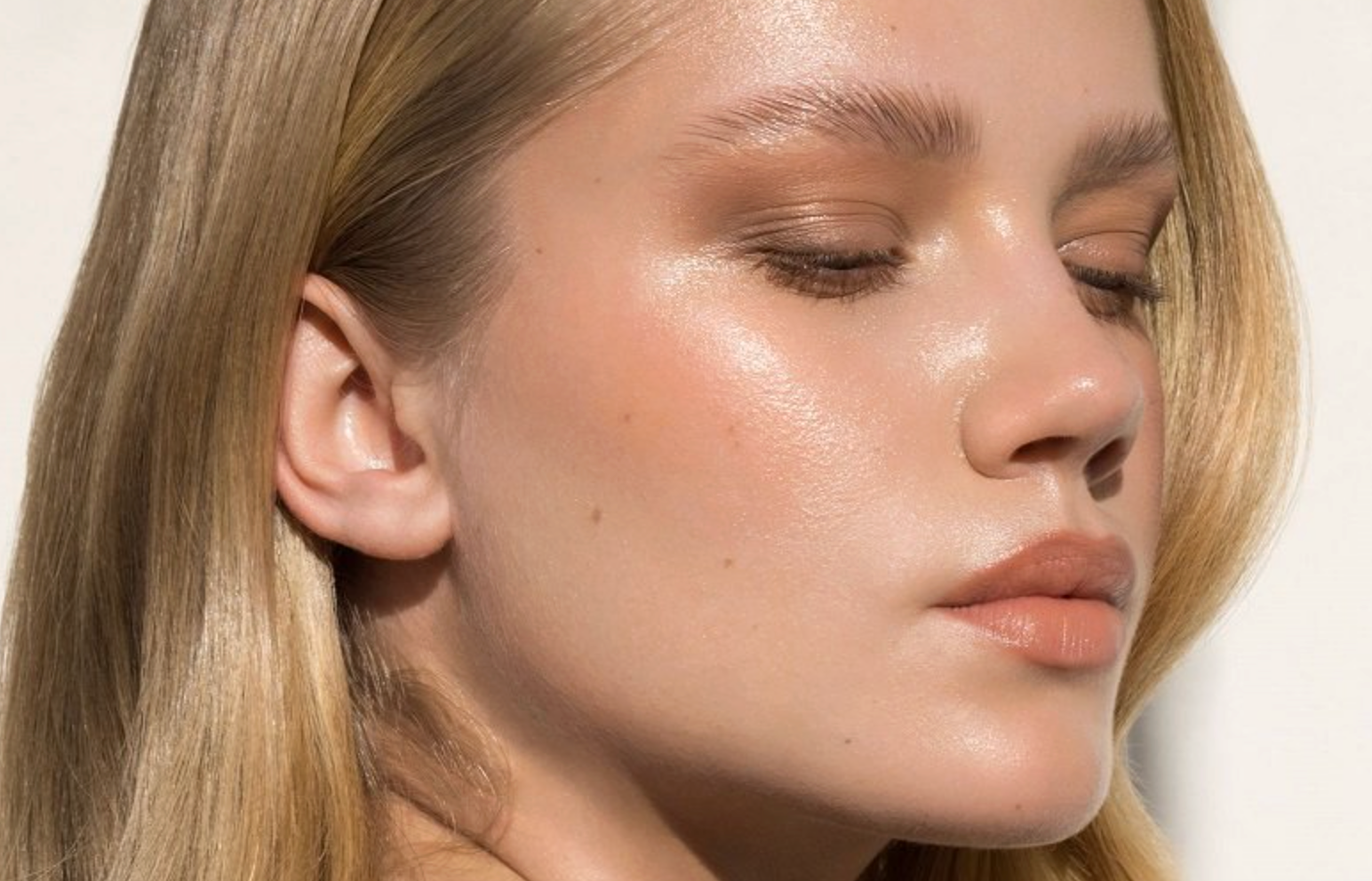 Правила догляду за жирною шкірою