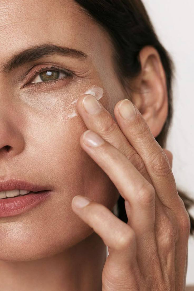 Як прибрати набряки з обличчя: ефективні методи та рекомендації