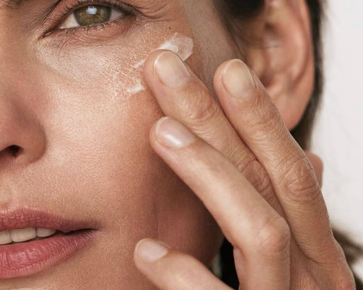 Як прибрати набряки з обличчя: ефективні методи та рекомендації