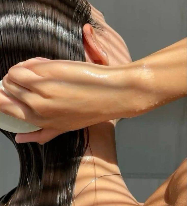 Що таке ніацинамід і чому він корисний для вашого волосся