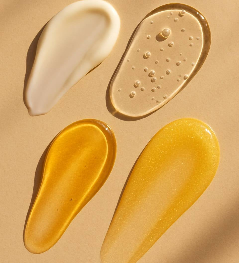 Пептиди, ДМАЕ, коензим Q10: як працюють сучасні активи