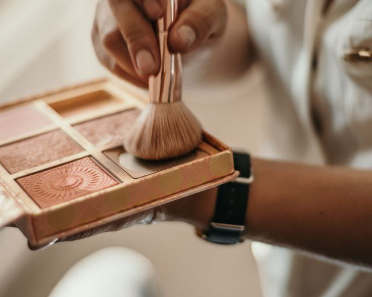 Мистецтво підготовки: Як обрати ідеальну базу під макіяж для бездоганного вигляду