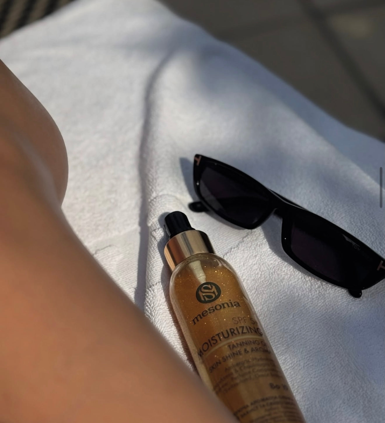 SPF 5+ Зволожуюча ароматна олійка для тіла