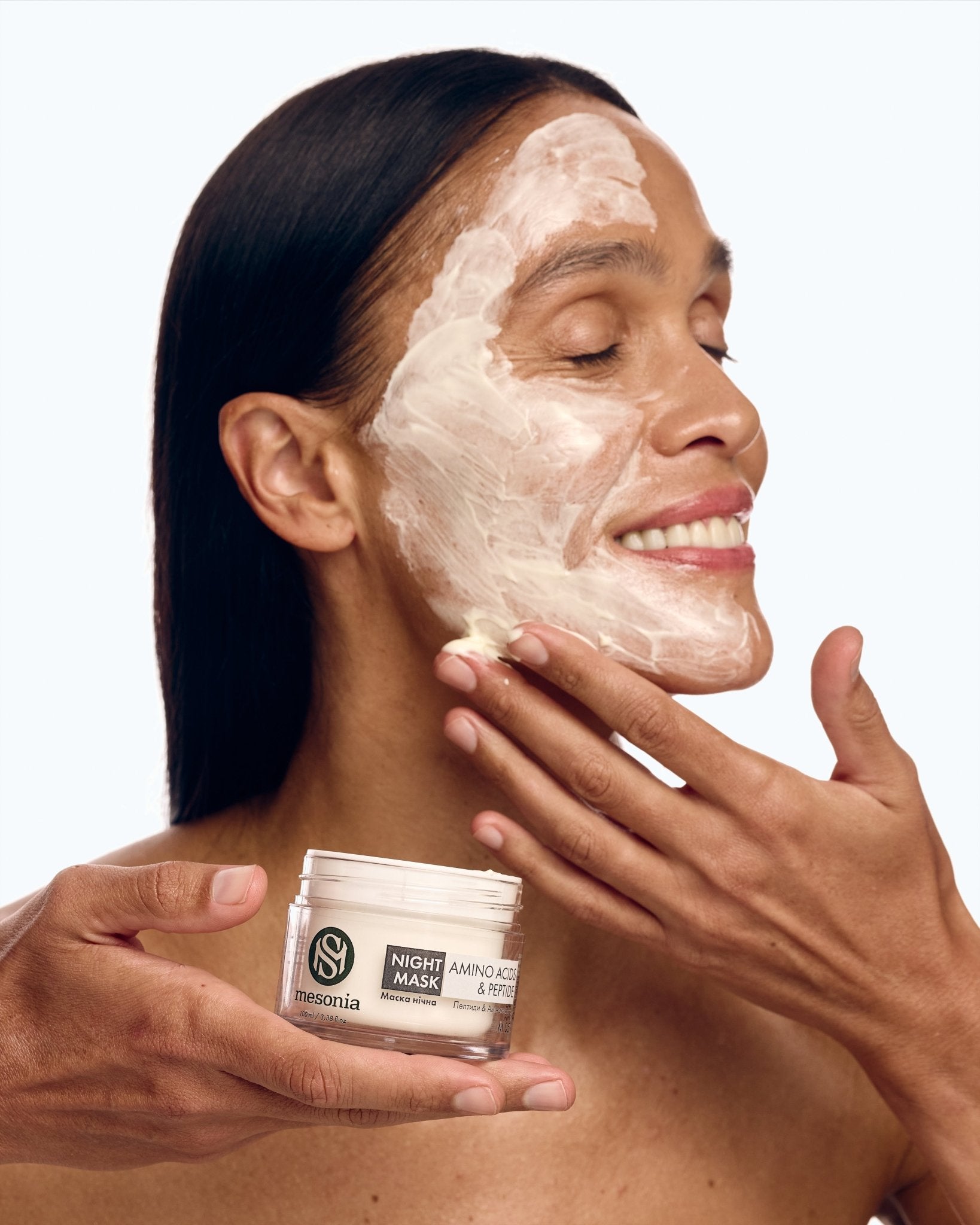 Збалансована нічна Маска з Японським комплексом Пептидів та активним соком Винограду